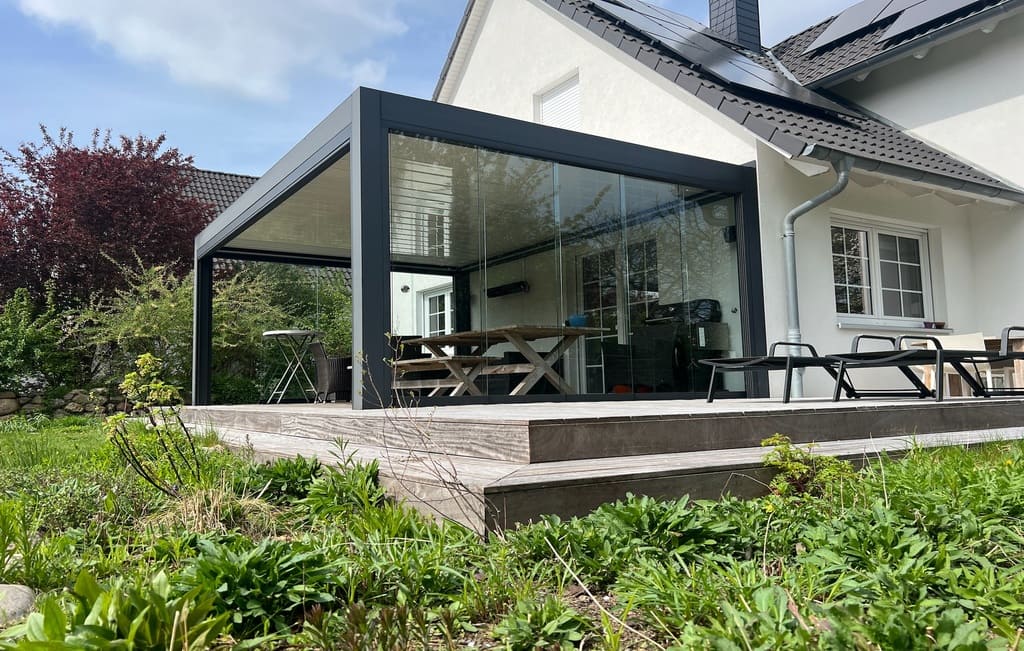 1-Bioklimatische Pergola - lamellendach - Hamburg - 09052025