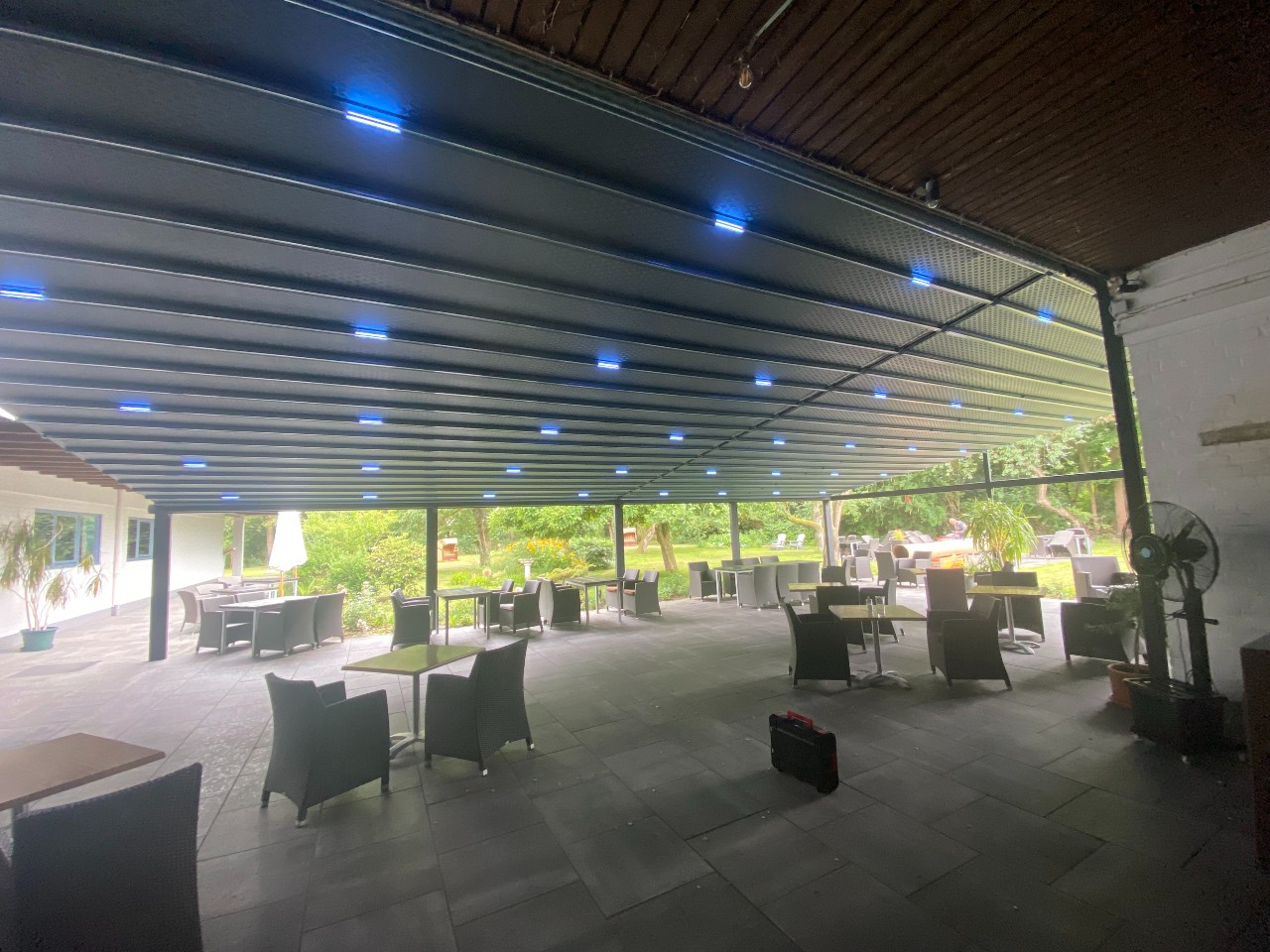 Pergola Silver von Palmiye