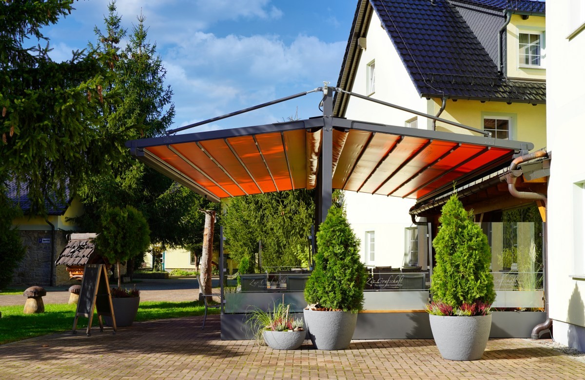 Pergola Marine von Palmiye bei Zschimmer in Hamburg Jenfeld