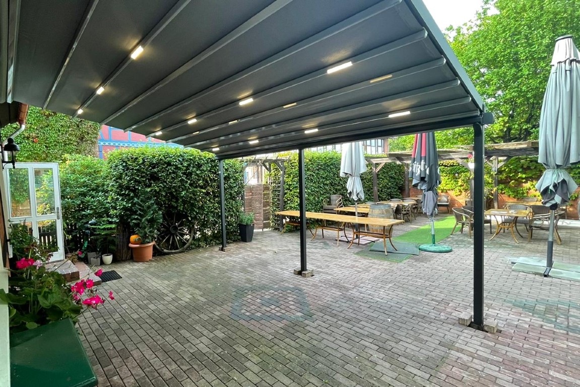 Palmiye Terrassendach Pergola Silver bei Zschimmer