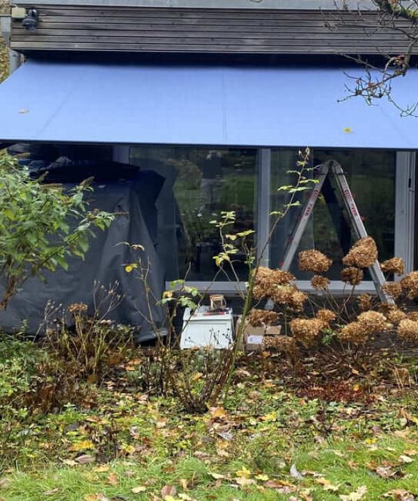 Capri-Markise-Blau-Hamburg-Neu