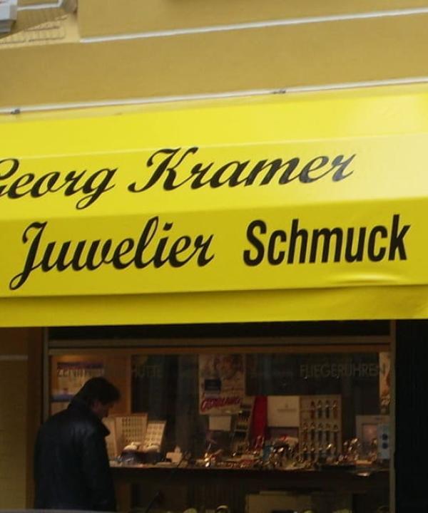 Korbmarkise-Neubespannung-Schmuckladen