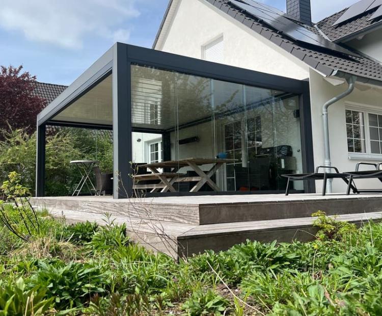 1-Bioklimatische Pergola - lamellendach - Hamburg - 09052025