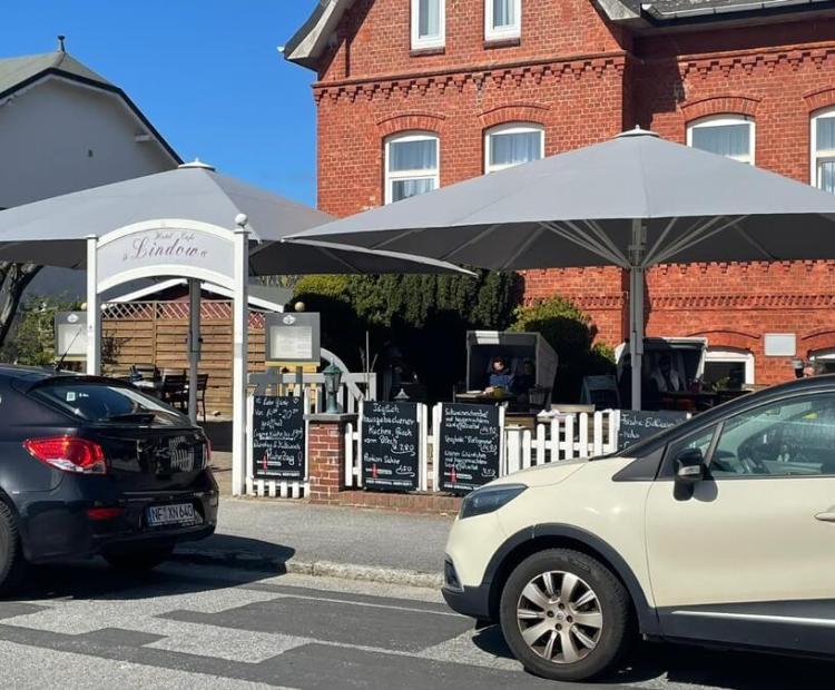 Sonnenschirm für die Gastronomie auf Sylt