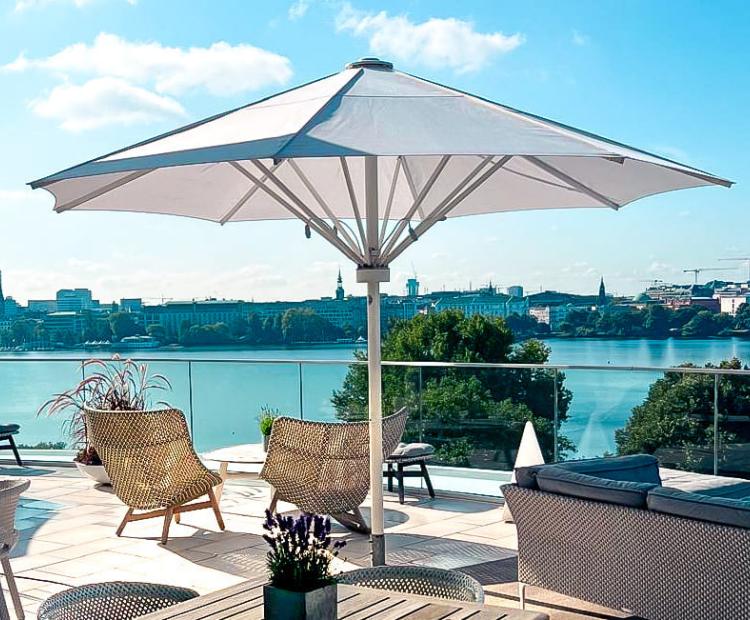 Schattello-Hamburg-Fontenay-Hotel-07122025