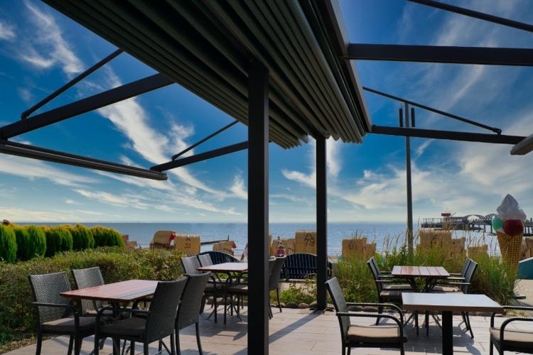 Pergola Marine von Palmiye bei Zschimmer in Hamburg