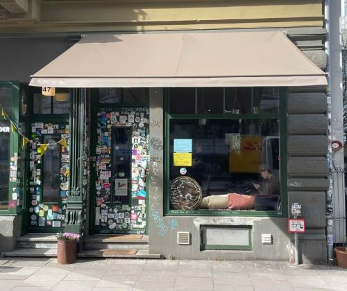 Gelenkarmmarkise capri von Leiner