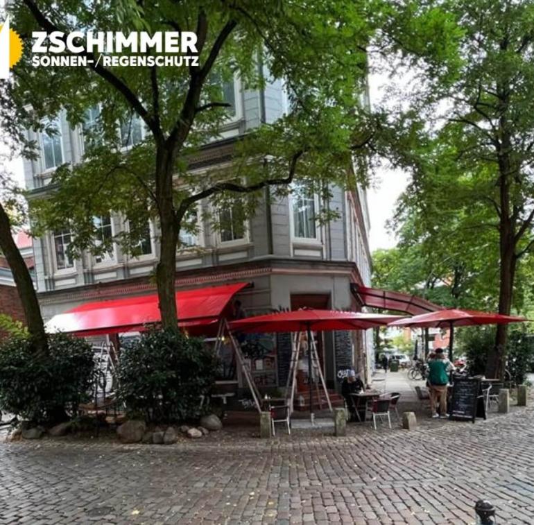 Sunrain Markise und Schatello im Cafe Geyer