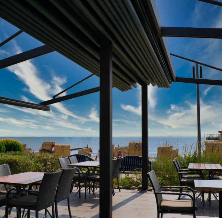 Pergola Marine von Palmiye bei Zschimmer in Hamburg
