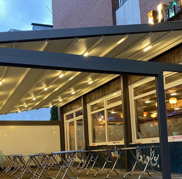 Palmiye Pergola Silver bei Zschimmer in Hamburg Pauli